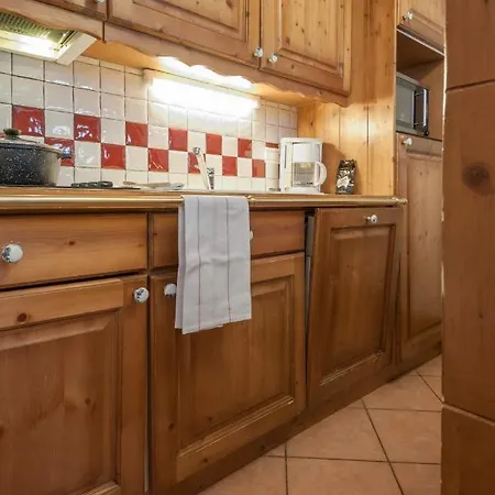 Apartment Les Fermes De Meribel 5p 9p. *